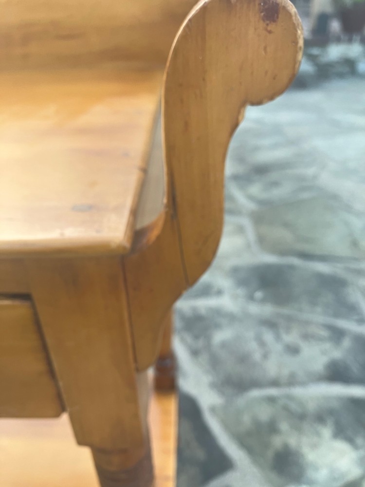 Maple Vintage Open Wash Stand