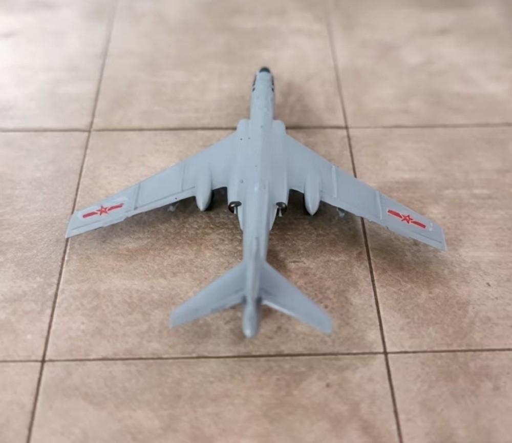 1/700 PLA H-6K Medium-Range Strategic Bomber 3D Printed Finished Model