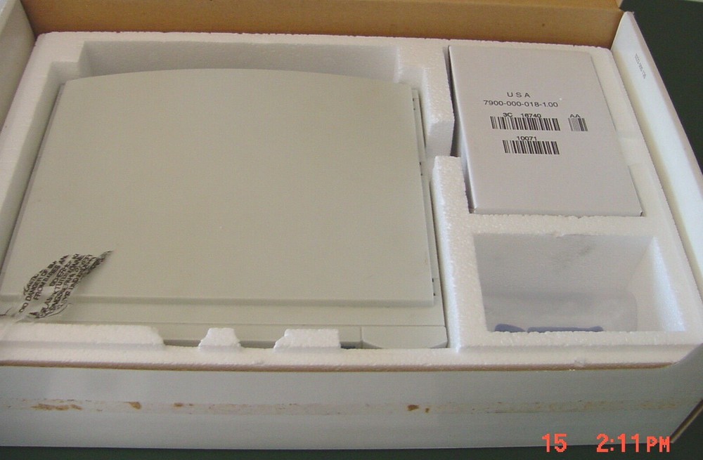 3 COM EXPANDABLE 10 BASE T HUB