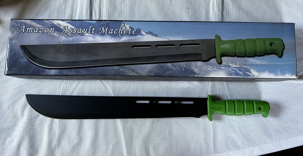 Frost Cutlery 20” Amazon Assault Machete with Rubber Handle & Black Sheath