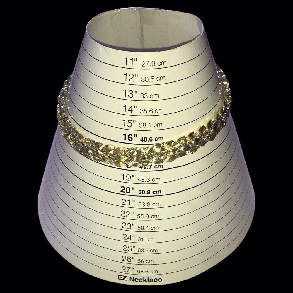 Vintage Elegance Lisner Necklace