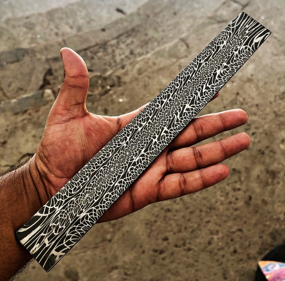 Mosaic Damascus billet for making knife Custom Made spirograph pattern DF041