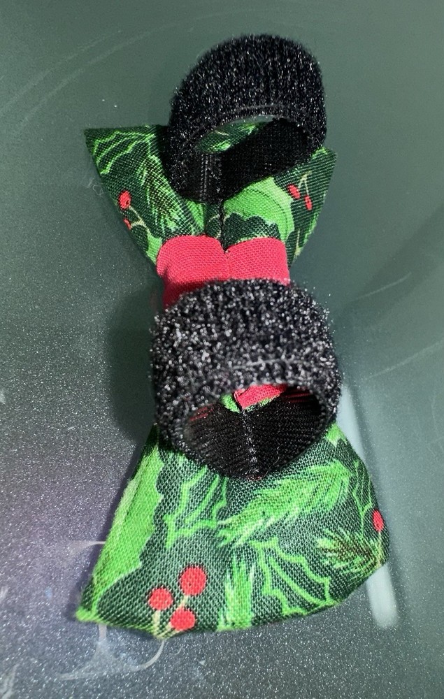 Handmade Over The Collar Small Pet Bow - Christmas Pattern #2