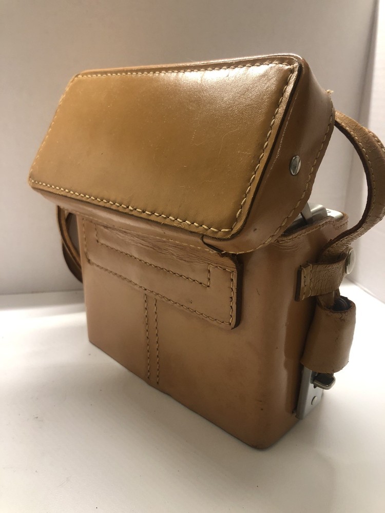 Radio Revere 400 Untested￼