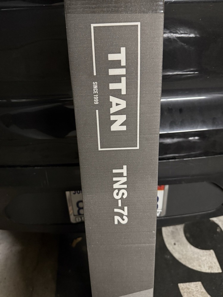 Titan Projector Screen TNS -72 Digital Self Lock Screen