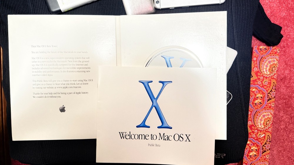 Mac OS X Public Beta 2000 Disc – Complete CD & Book set