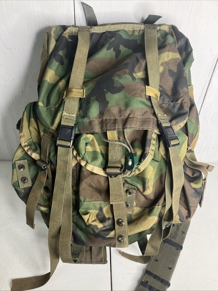 US Military Field Pack Combat Backpack Rucksack W/ Frame Nylon Medium LC-1