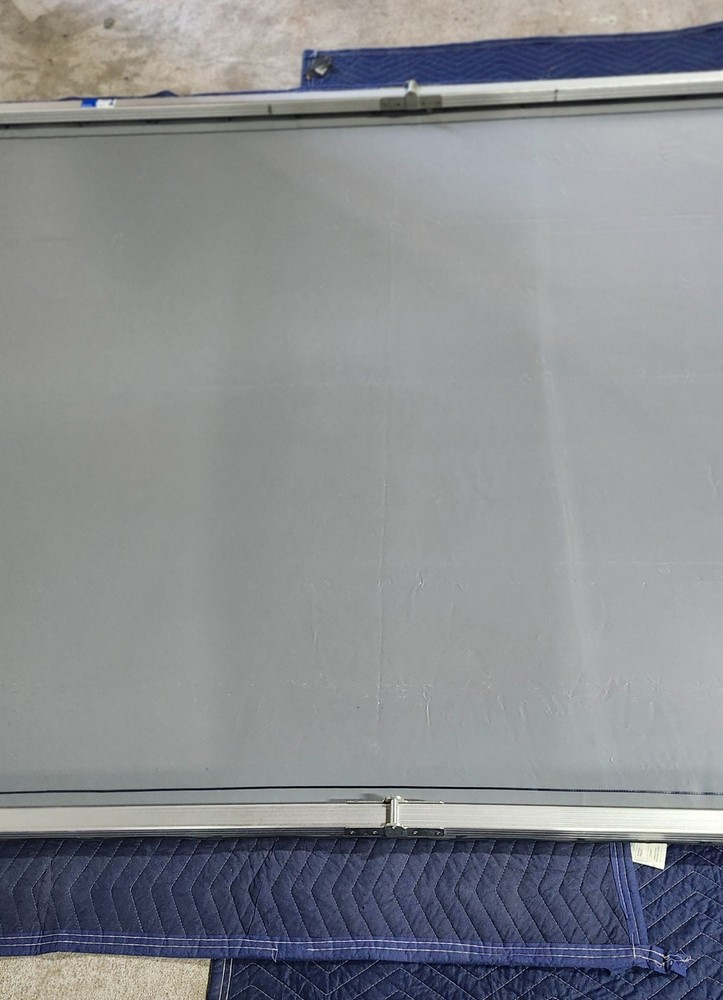 Da lite Fast Fold 5x7 Rear Projection Screen Surface & Leather Bag - Very Clean