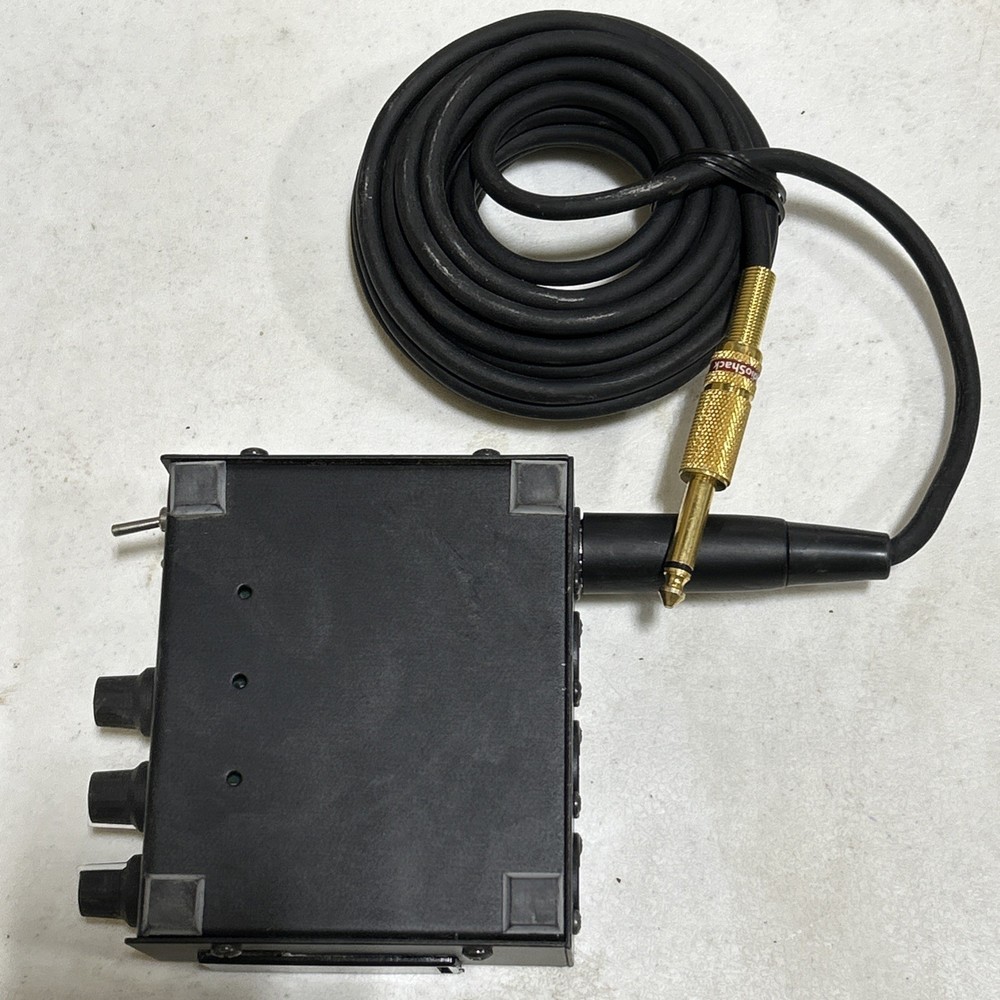 Rolls Pro Mix III, W/Output Cable