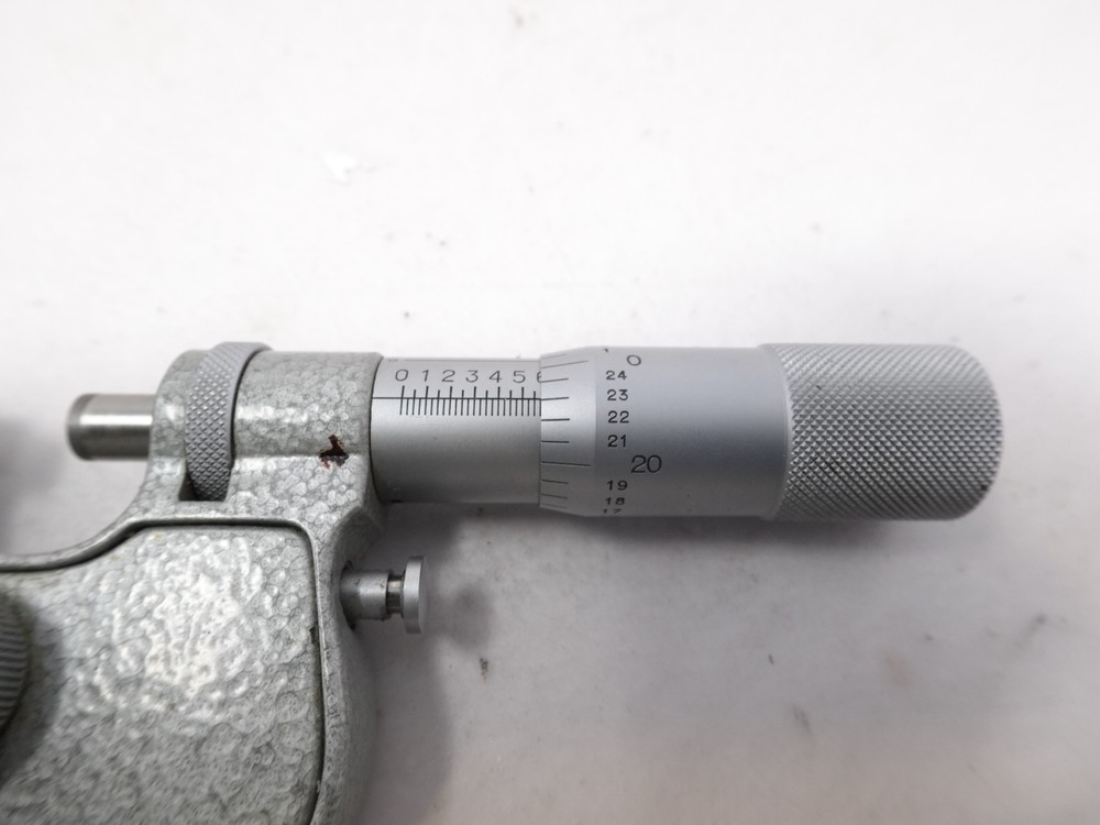 Scherr Tumico Indicating Snap Micrometer 0 - 1" Range, .0001" Grad. Carbide HM7