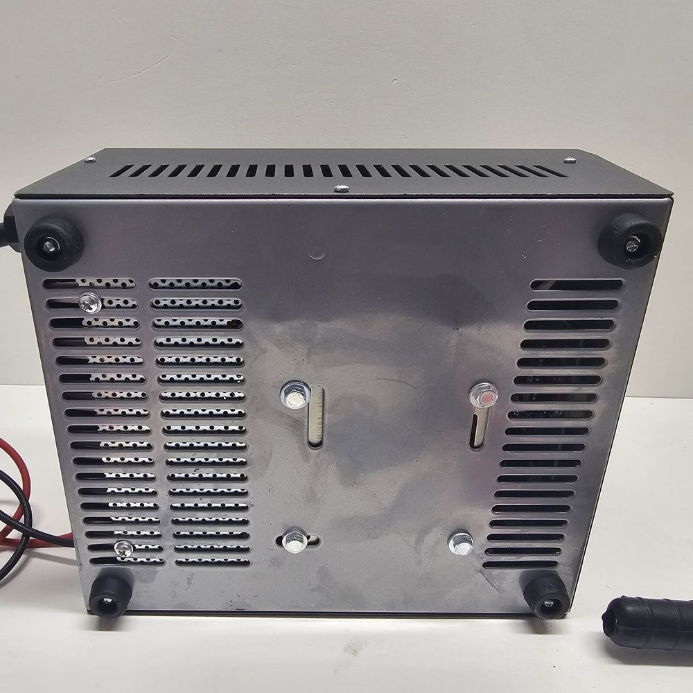 SMART ELECTRONIC Battery Charger HIGH FREQUENCY SYSTEM CBSW1-S BRIERLY TECH.