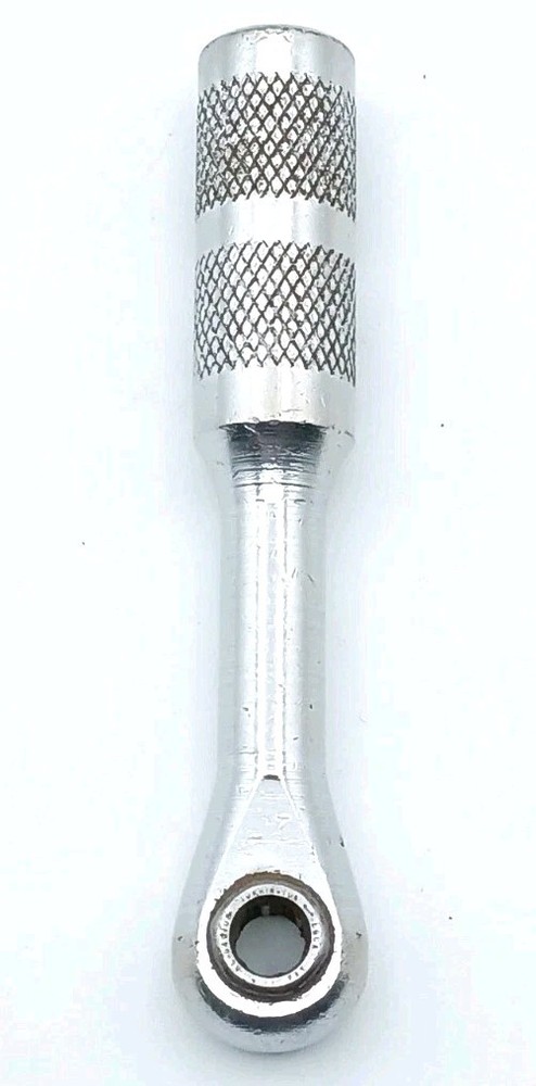 Short Roller Ratchet Wrench Screwdriver Tool Bit Driver