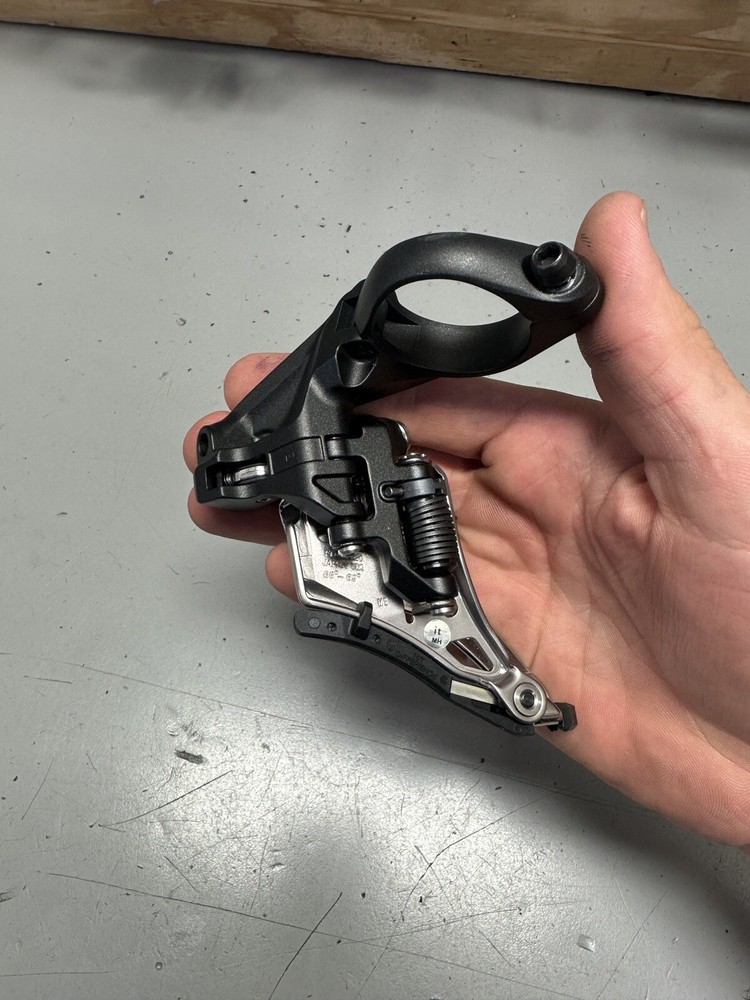 Shimano XTR Front Derailleur FD-M9020