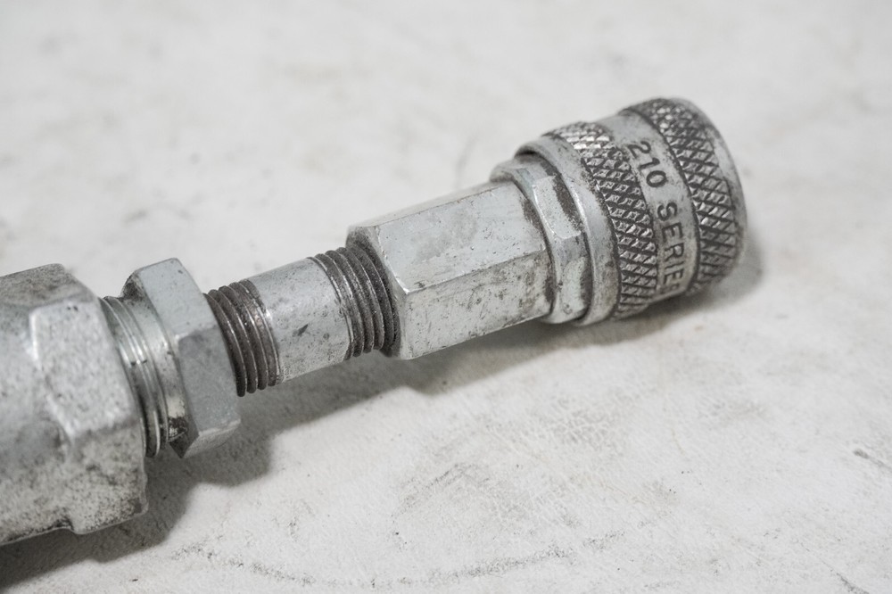 Dixon Grease Gun Coupler Assembly, Hansen Series 210