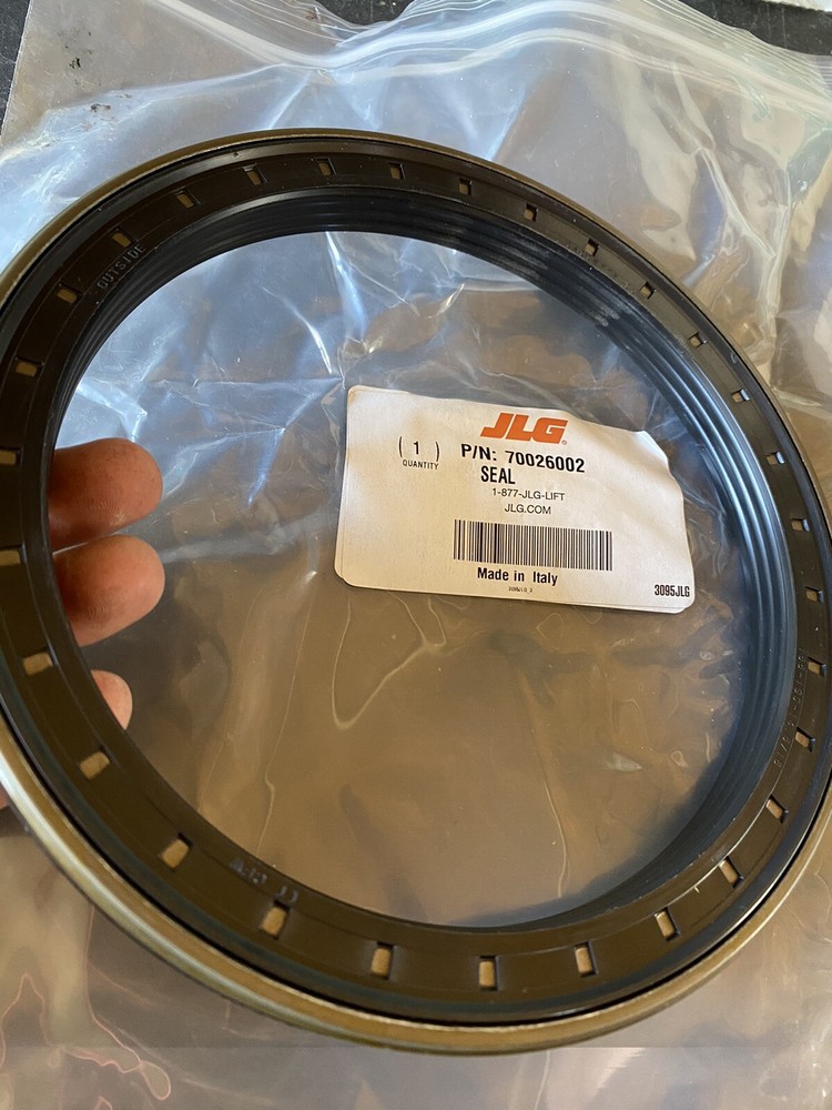 (MC34) 70026002 JLG Seal