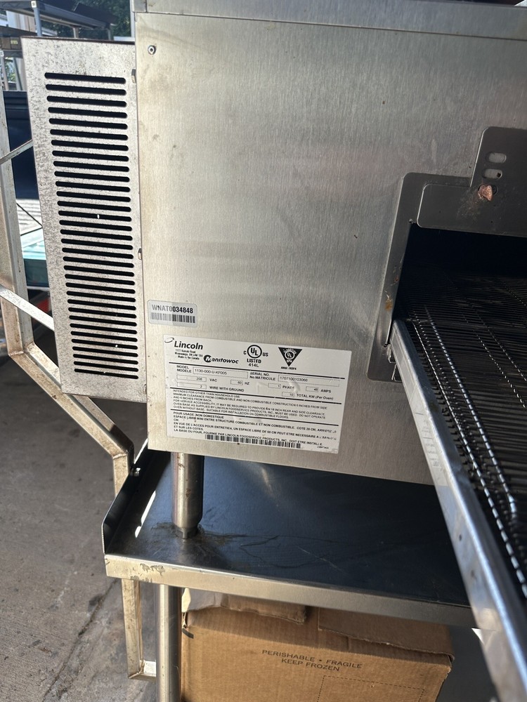 lincoln Impinger II Conveyor Oven 3 YEARS OLD
