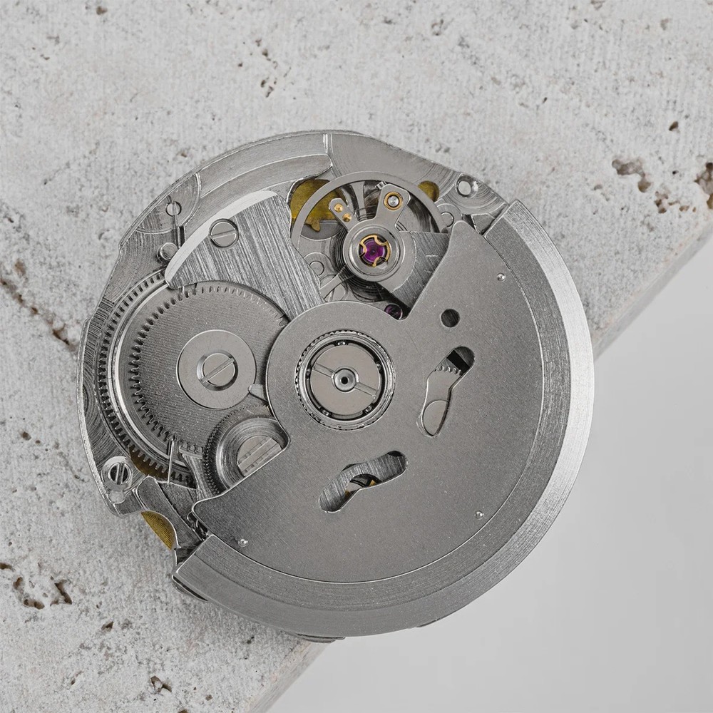 China NH35 Movement Replacement NH35 Date High Accuracy Automatic Mechanical
