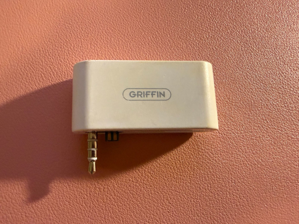 Griffin iTrip Mini FM Transmitter iPod
