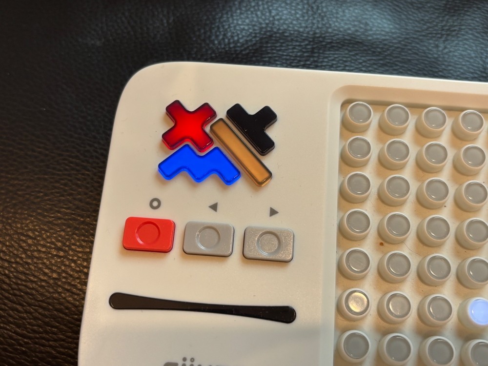 GiiKER Super Blocks Puzzle Game - Replacement Console Only - Working 100%