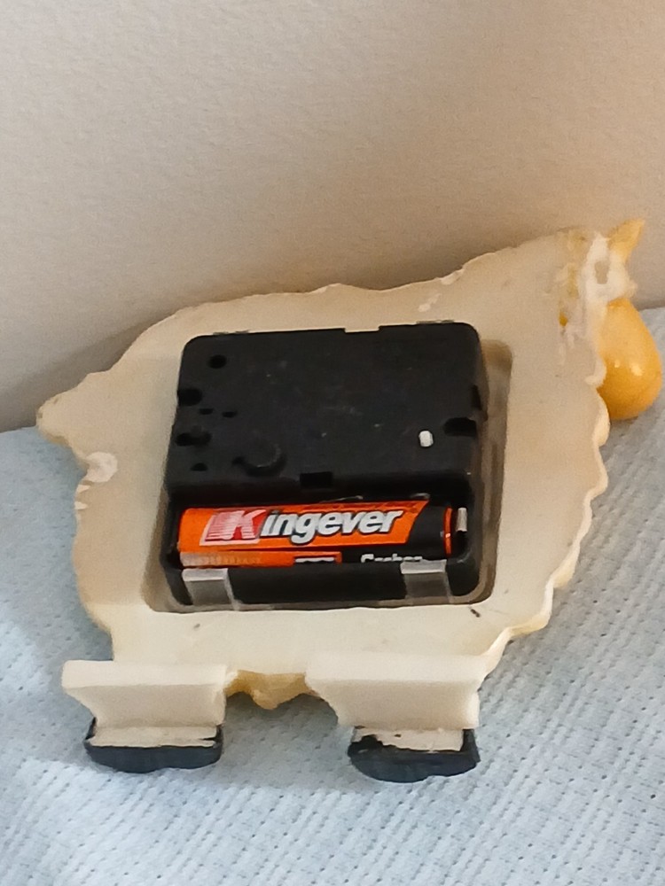 Ceramic Sheep With A Working Clock 5" Tall