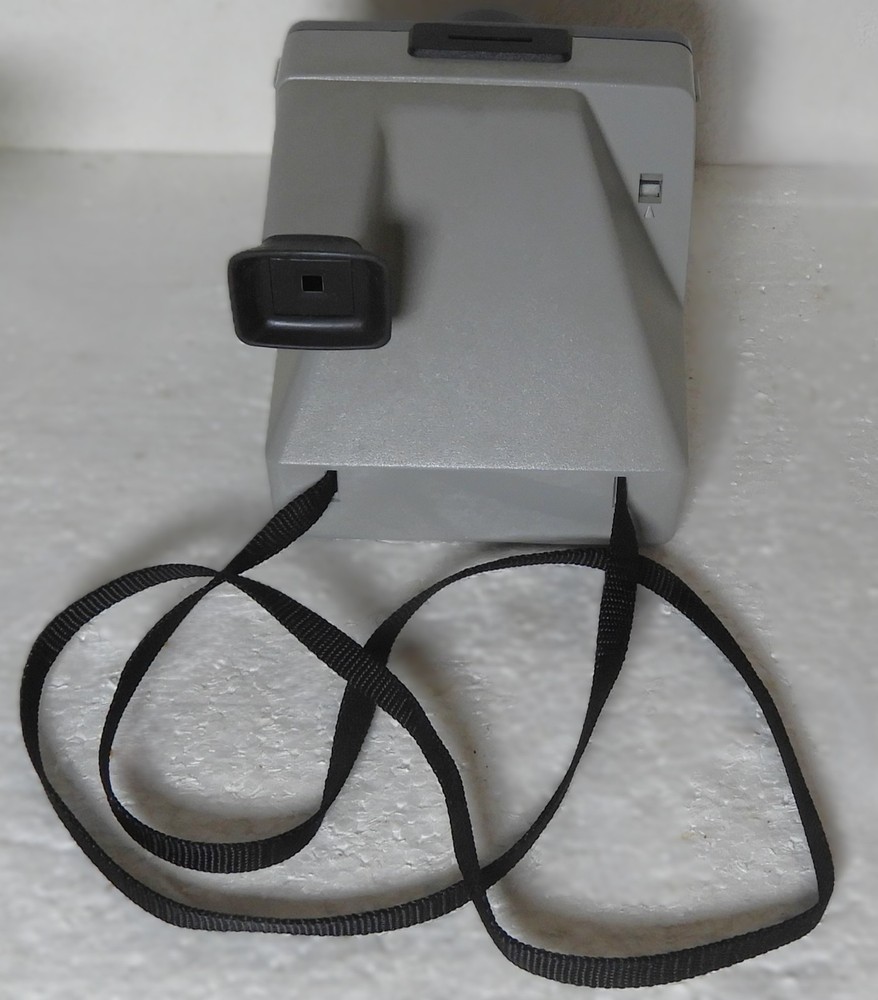 Polaroid The Button Instant Camera - Not tested