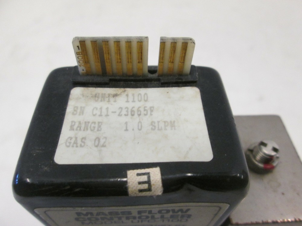 Unit UFC-1100 Mass Flow Controller MFC, O2, 1 SLPM, Used