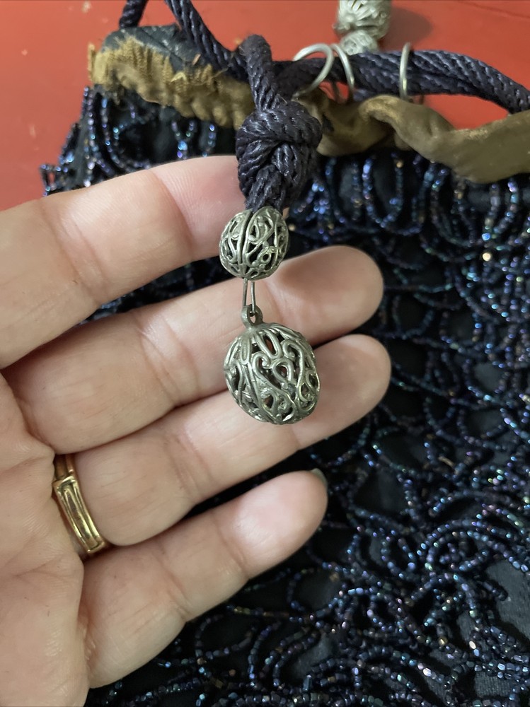 vintage cinch beaded purse
