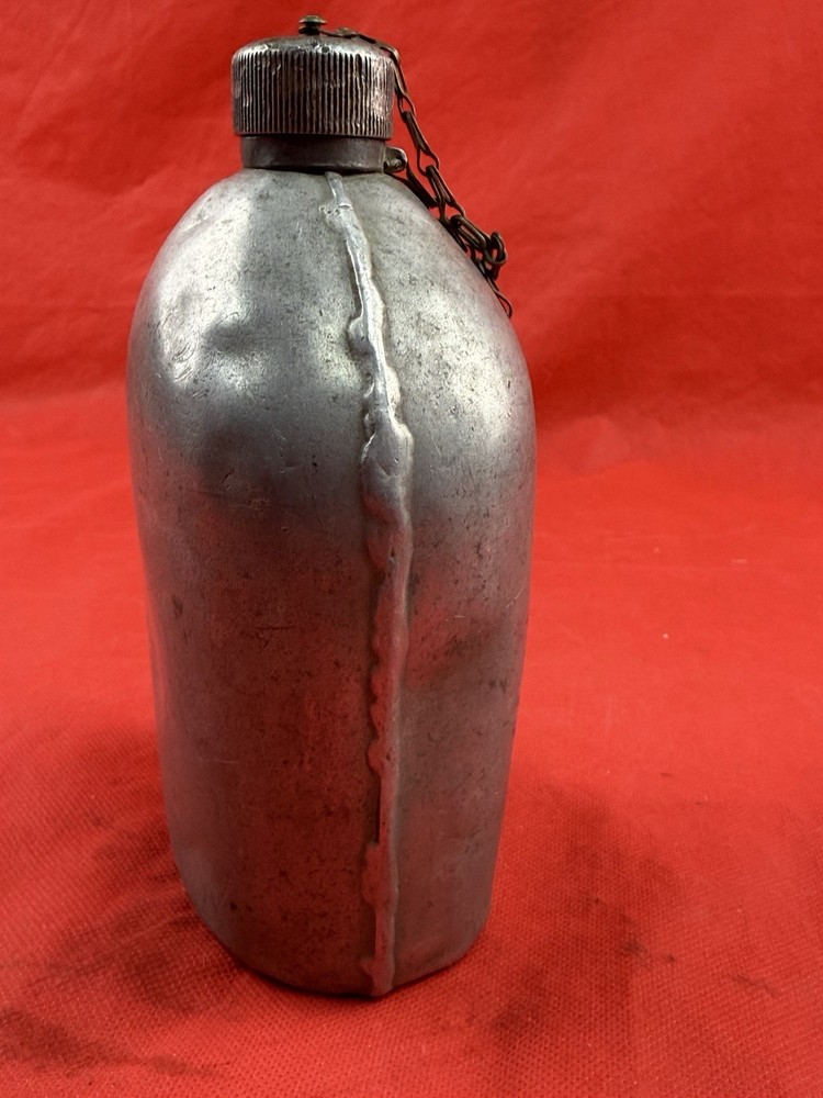 Original WW1 US 1918 Dated Canteen