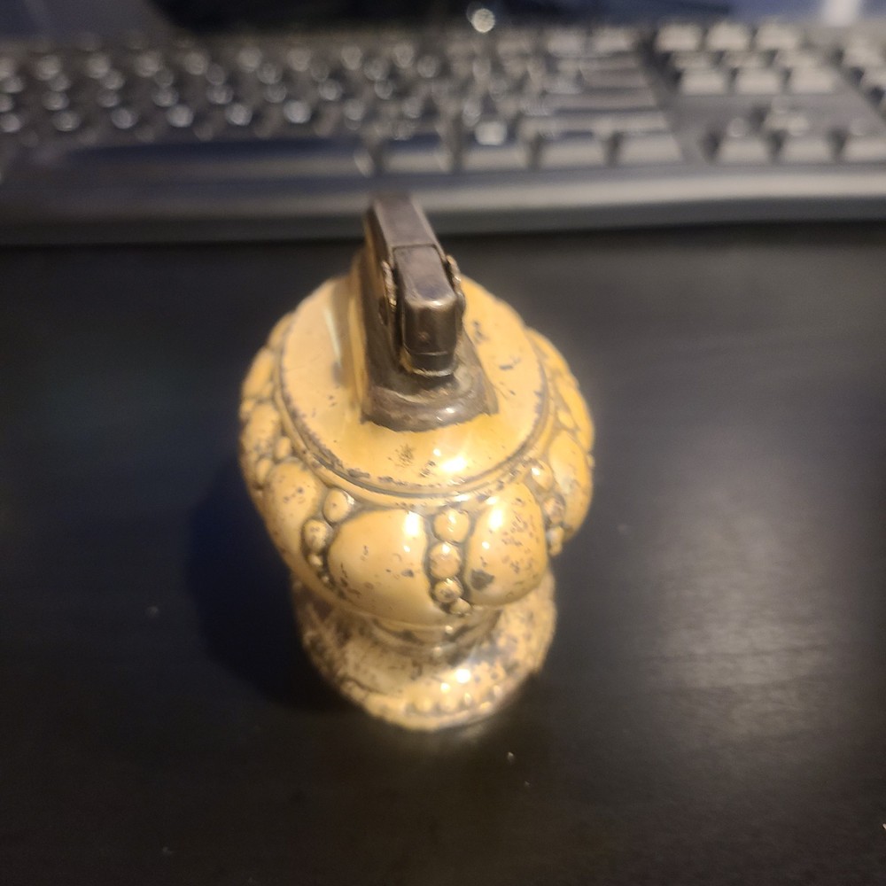 Vintage Ronson Crown Table Top Cigarette Lighter