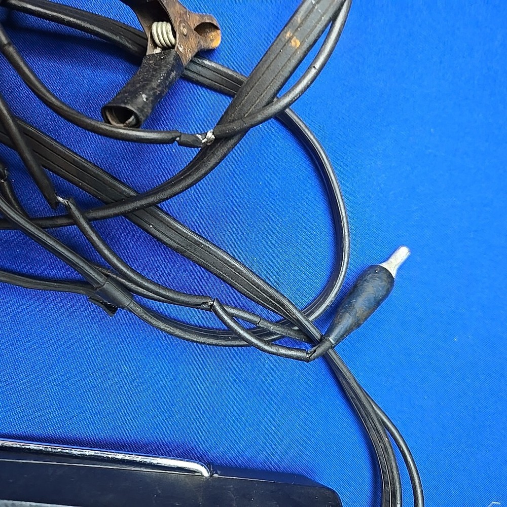 KAL EQUIPMENT Model 2800 ENGINE SYSTEMS ANALYZER Microprocessor Digital Untested