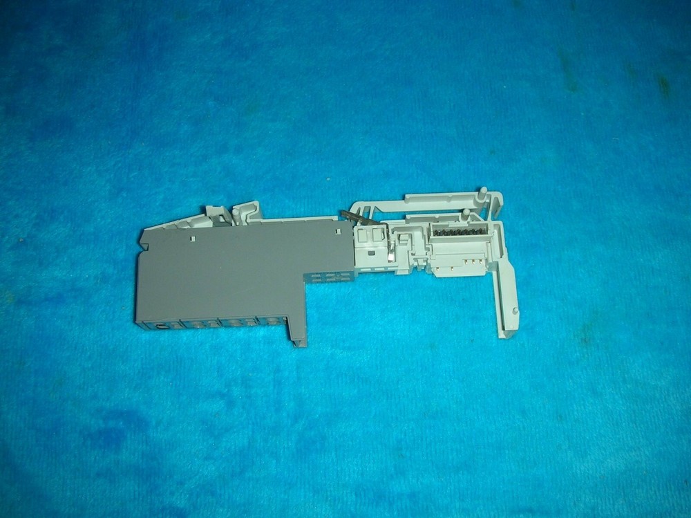 2PC REXROTH BL20-P4T-SBBC 6827038