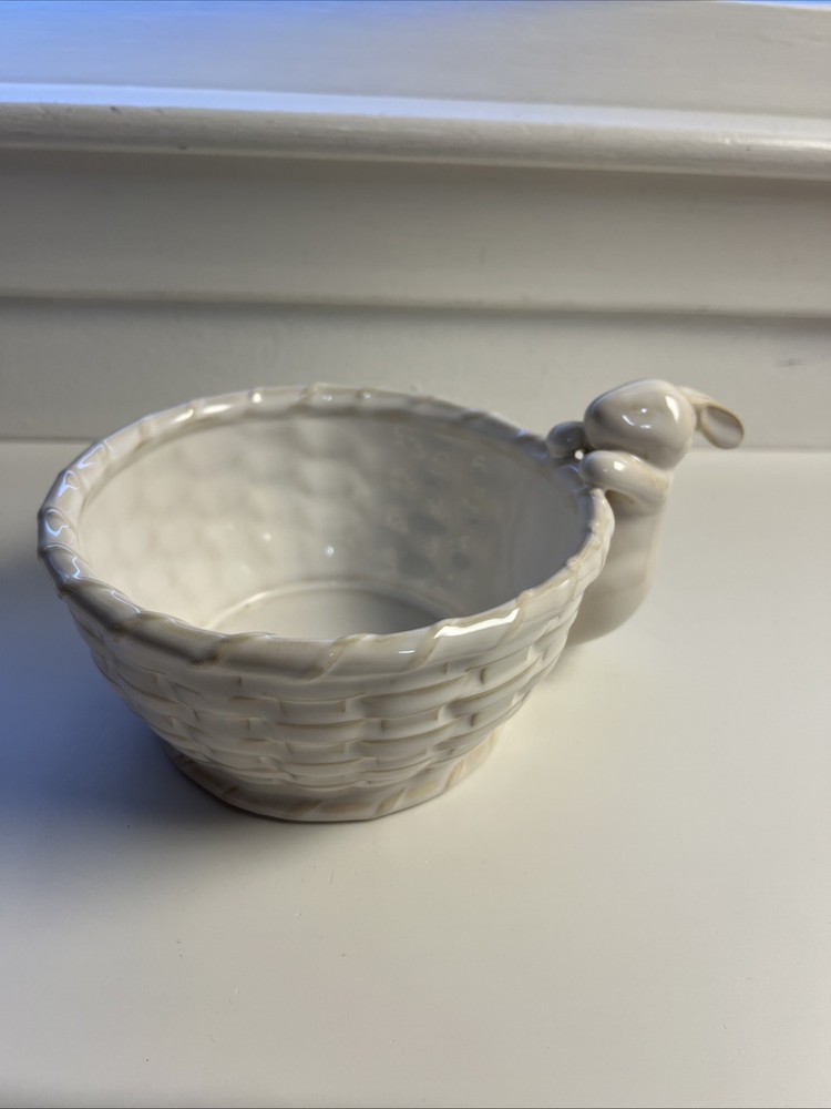 Hallmark Easter Bunny 3”/6” Weave Candy Dish Vintage Off White