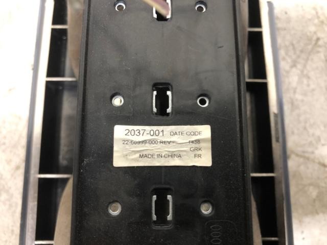 Freightliner CASCADIA SLEEPER Left/Driver DOME Lighting, Interior - Used