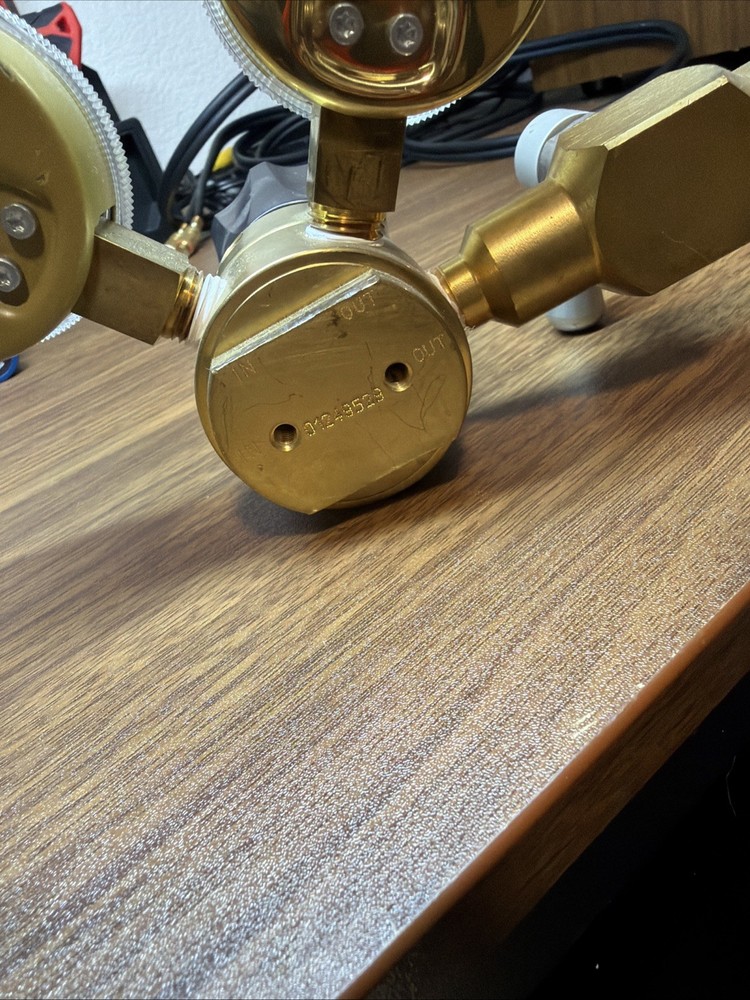 tescom pressure regulator 44-2213-241