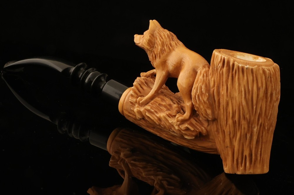 Wolf Block Meerschaum Pipe with custom case 13633
