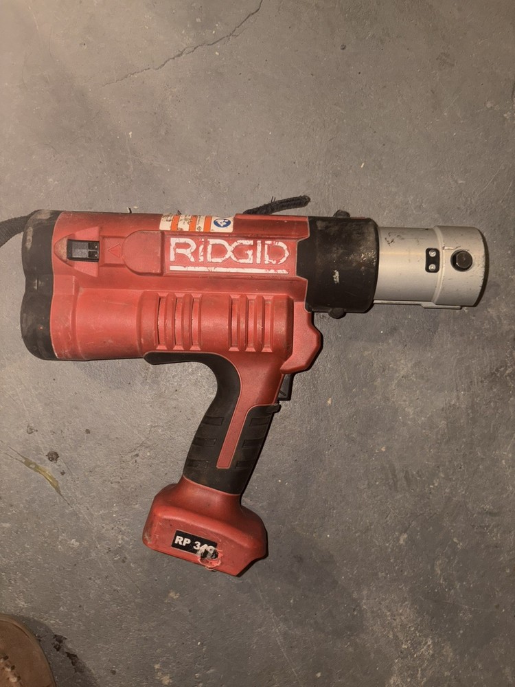 Rigid RP340 press Crimp tool