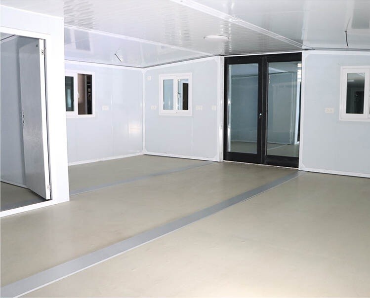20FT Mobile Expandable Container House EMPTY - BATHROOM INCLUDED