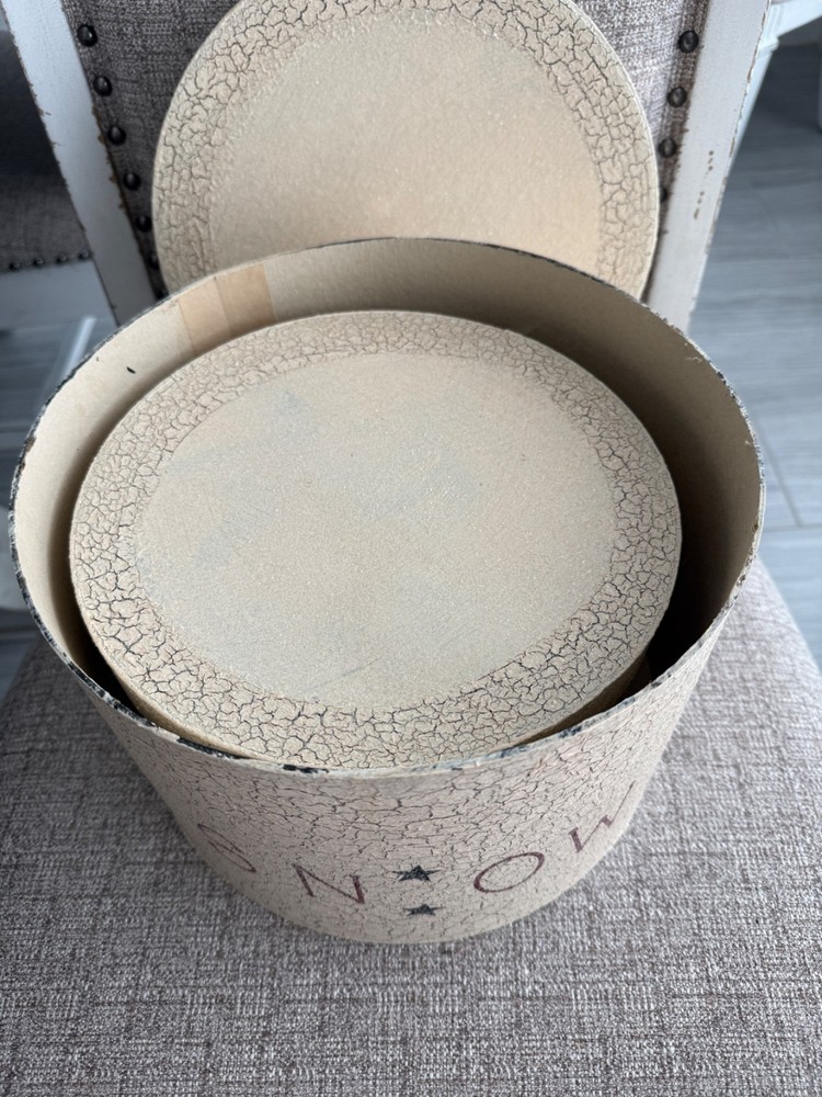 Primitive Snowman Round Stacking/Nesting Boxes - 4 Boxes
