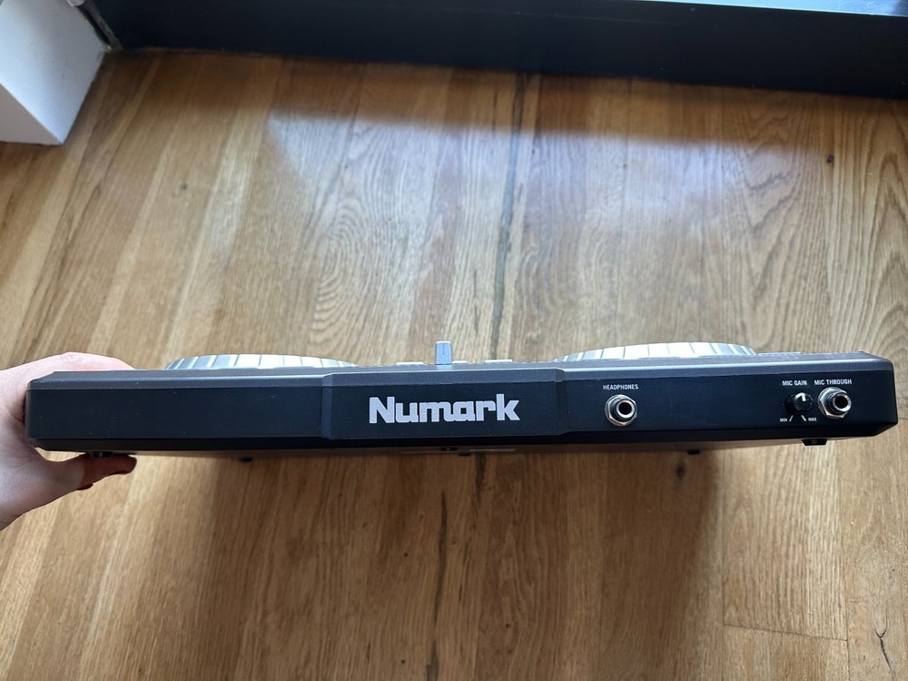 Numark MIXTRACK PRO DJ Controller (Lightly Used, Tested & Works)