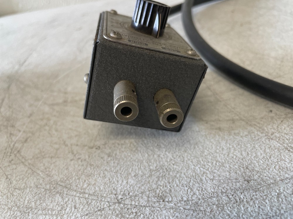 Precision Apparatus E-300 High Frequency Square Wave Attenuator – GND/High Input