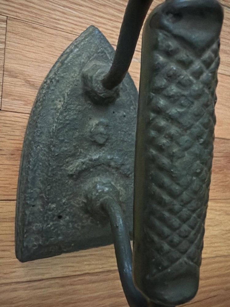 Vintage Cast Iron Clothes Iron #6