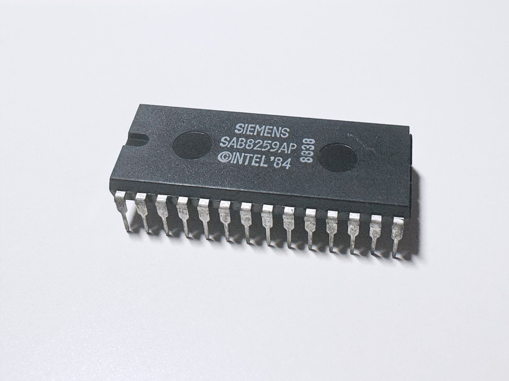 SAB8259AP SIEMENS Programmable Interrupt Controller IC 8-Input Cascadable DIP-28