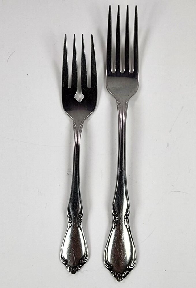 OneidaCraft Deluxe Stainless ONE Dinner FORK AND ONE SALAD Fork CHATEAU