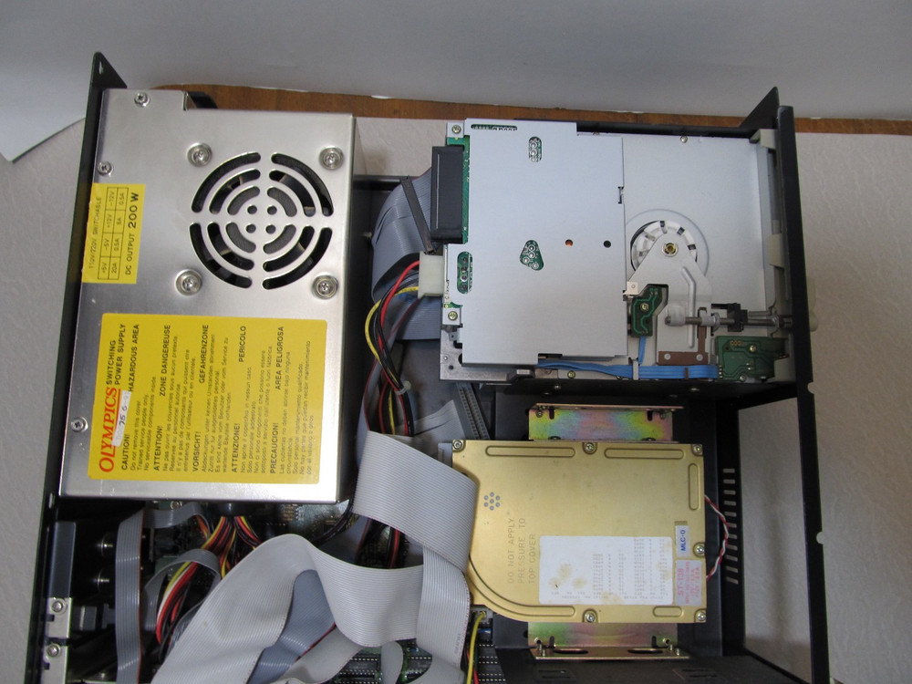 Vintage IBM-? Computer Turbo XT Compatible' 87B1 ****Pls Read