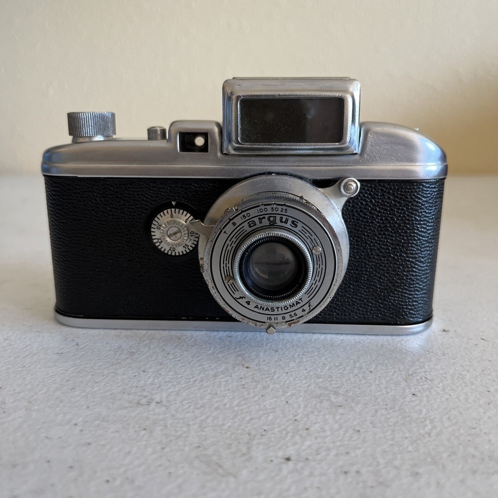 Argus F4 Anastigmat w/lightmeter TESTED! Fully Functional Works