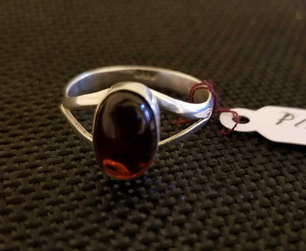 Genuine amber and 925 silver ring