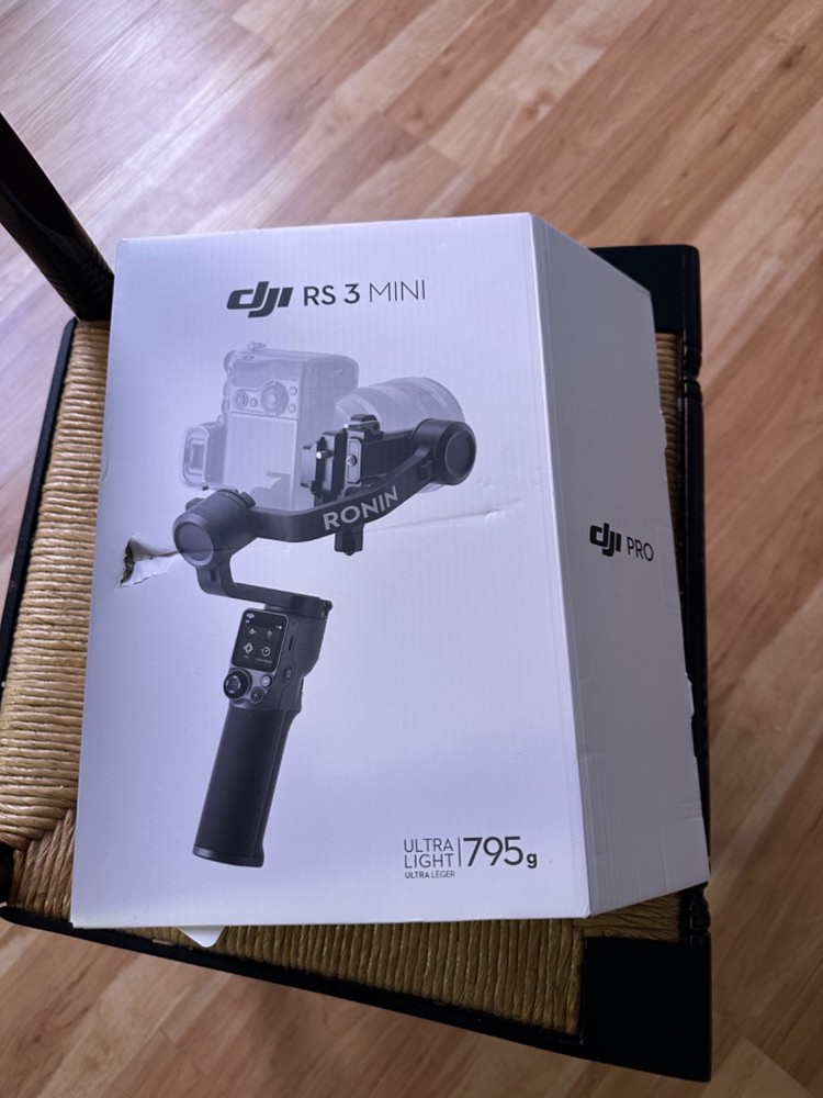 * NOT CURRENTLY AVAILABLE * DJI RS 3 Mini 3-Axis Gimbal Stabilizer