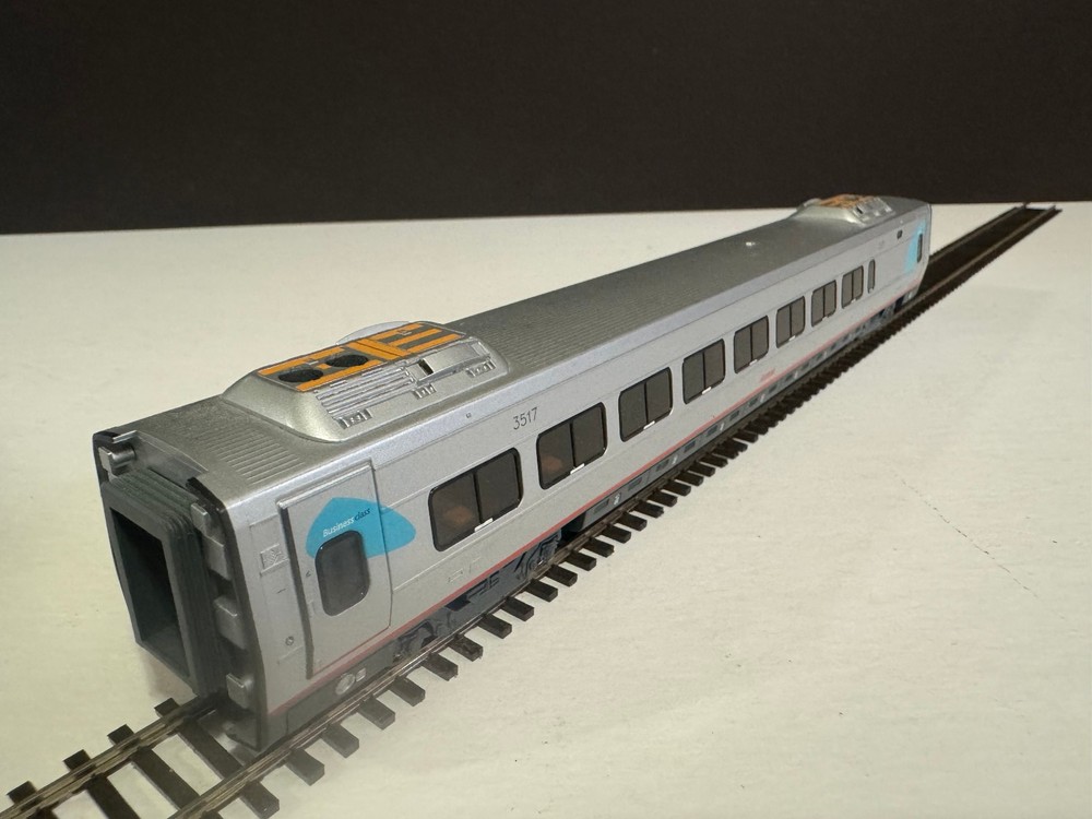 Bachmann Amtrak Acela Express Passenger Car #3517