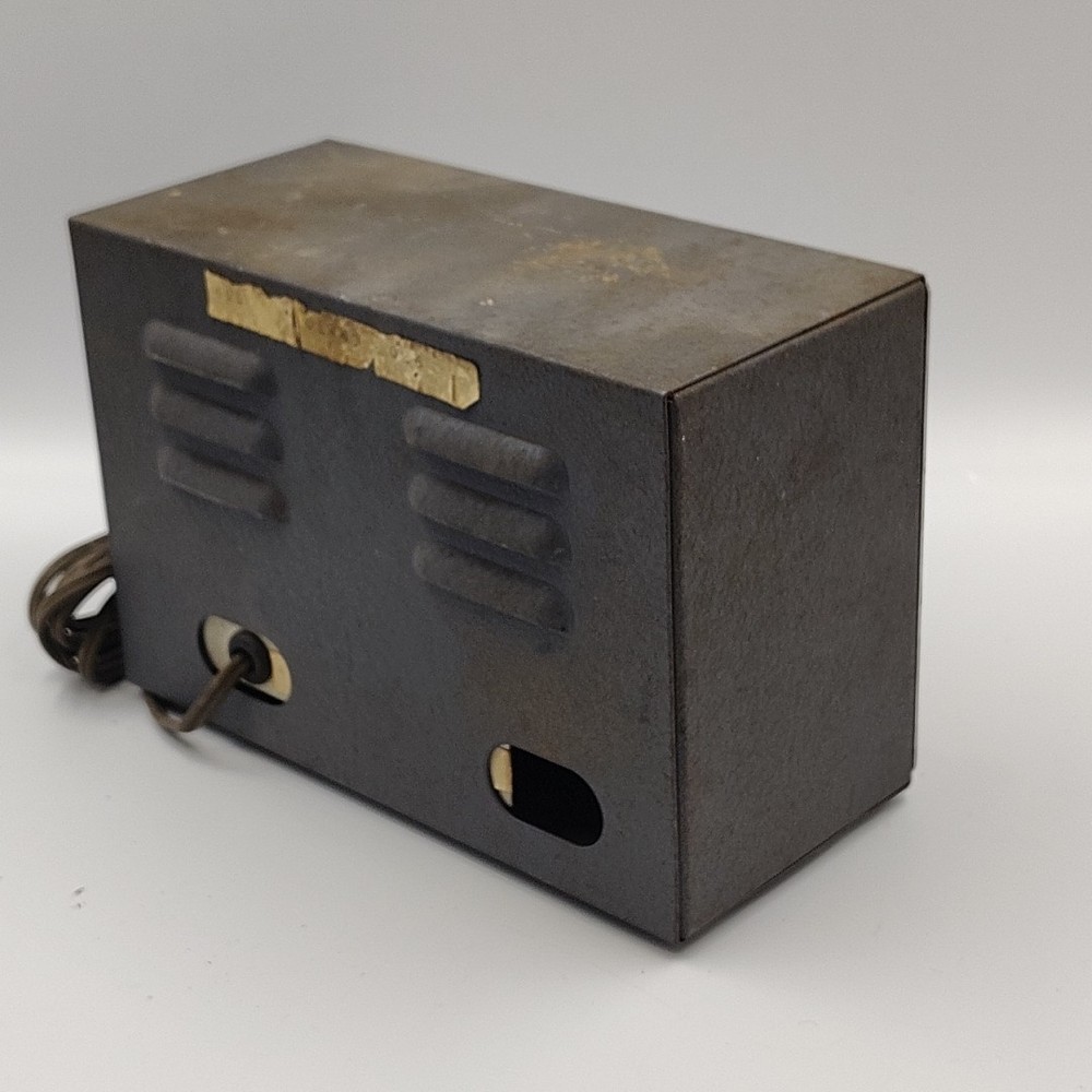 Vintage EICO Model 495 Oscilloscope Voltage Calibrator Stabilized