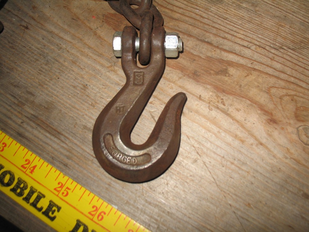 USED LIFTING TOWING LOGGING CHAIN 33" WITH HOOK & SHACKLE